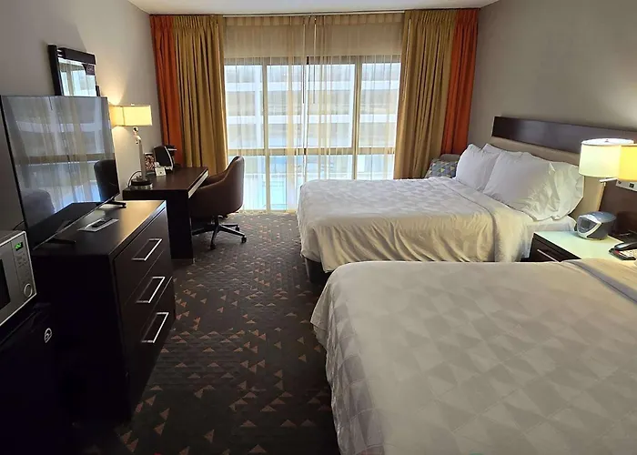 Wyndham Rochester Downtown